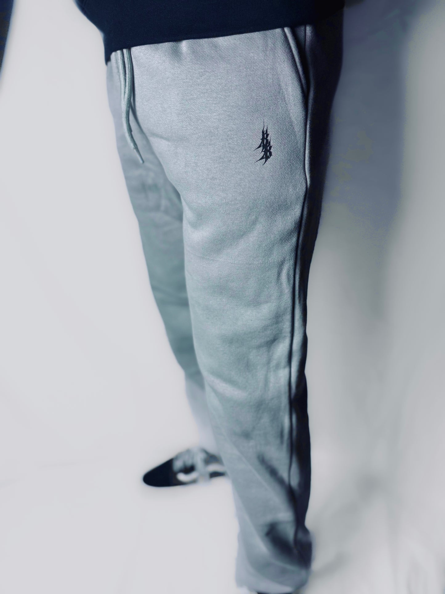 BB Essential Heavyweight Sweatpants (Stone)